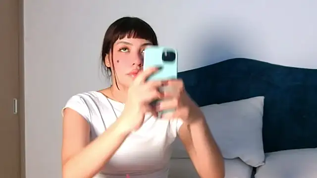 angelinhaaa online show from 09.16.25