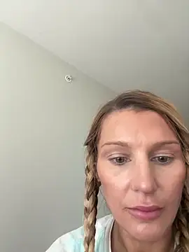 BaddieBossXX2 online show from 05.02.26