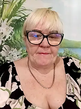 Snapshot of VioletSweet5566 chatting on 02.20.26 VioletSweet5566 online show from 02.20.26