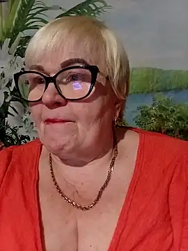 Snapshot of VioletSweet5566 chatting on 02.22.26 VioletSweet5566 online show from 02.22.26