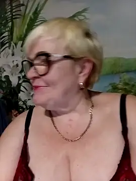 Snapshot of VioletSweet5566 chatting on 02.24.26 VioletSweet5566 online show from 02.24.26