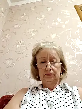 Snapshot of AlikaSwan5821 chatting on 09.12.25 AlikaSwan5821 online show from 09.12.25