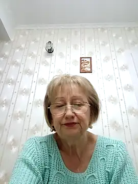 Snapshot of AlikaSwan5821 chatting on 11.09.25 AlikaSwan5821 online show from 11.09.25