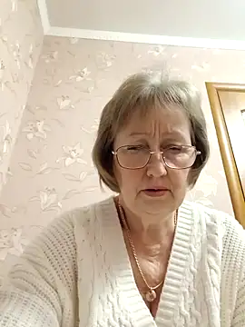 Snapshot of AlikaSwan5821 chatting on 02.14.26 AlikaSwan5821 online show from 02.14.26