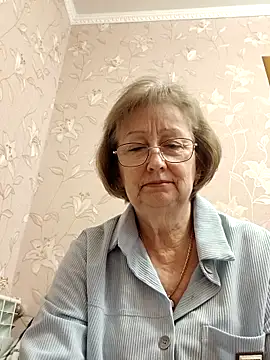 Snapshot of AlikaSwan5821 chatting on 02.22.26 AlikaSwan5821 online show from 02.22.26