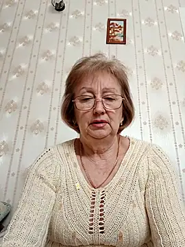 Snapshot of AlikaSwan5821 chatting on 02.27.26 AlikaSwan5821 online show from 02.27.26