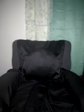  foreigntitts online show from 10.26.25