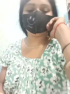 Snapshot of lovelysona11 chatting on 06.18.26 lovelysona11 online show from 06.18.26
