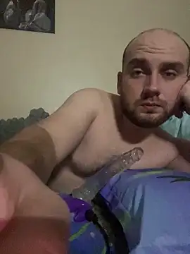 Snapshot of LuckyGirlfriends chatting on 01.15.26 LuckyGirlfriends online show from 01.15.26