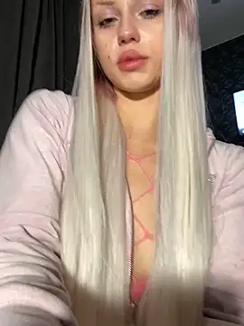 FavoriteKira online show from 10.09.25