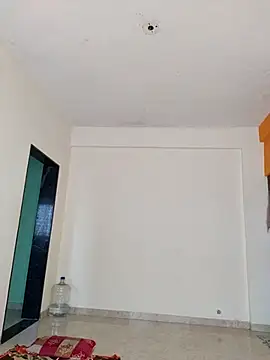 Shivani2002 online show from 12.17.25