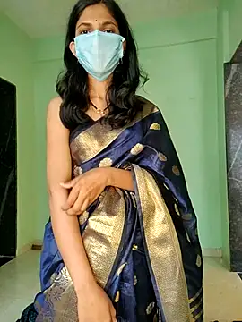 Shivani2002 online show from 02.17.26