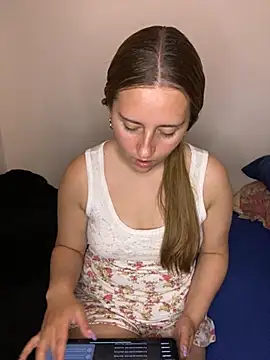 Cutie blondie online show from 09.20.25