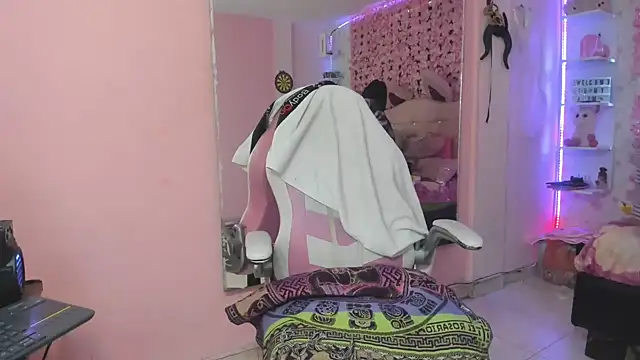 Littlecat 1 online show from 09.15.25