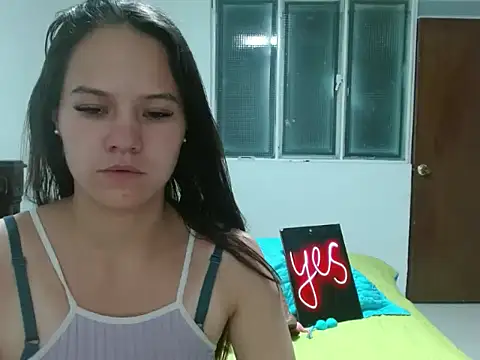 yarafuckass online show from 04.15.26