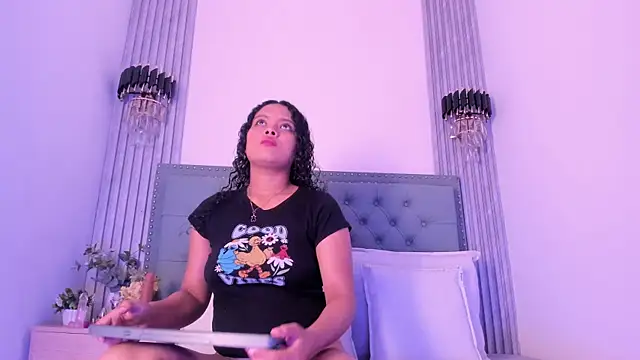 ValeriaJulio  online show from 10.01.25