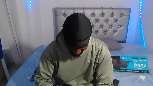 eebony stallion online show from 11.28.25