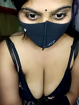 Snapshot of reena502 chatting on 02.06.26 reena502 online show from 02.06.26