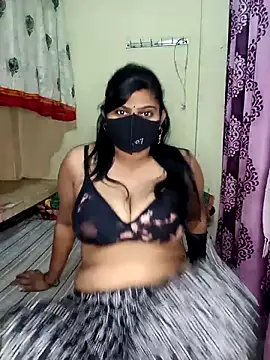 Snapshot of reena502 chatting on 02.11.26 reena502 online show from 02.11.26