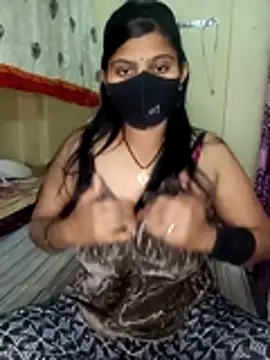 Snapshot of reena502 chatting on 02.17.26 reena502 online show from 02.17.26