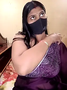 Snapshot of reena502 chatting on 03.17.26 reena502 online show from 03.17.26