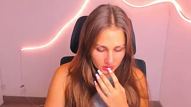 Stefanie Sweet online show from 09.09.25