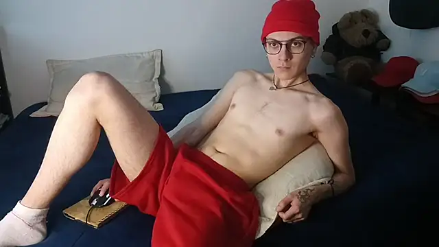 Snapshot of Dioniso_guy8 chatting on 09.11.25 Dioniso guy8 online show from 09.11.25