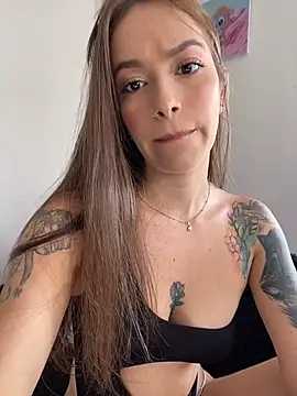 Snapshot of alysa_g_ chatting on 07.05.26 alysa g online show from 07.05.26