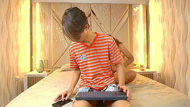 Snapshot of Couplex_xxx chatting on 09.26.25 Couplex xxx online show from 09.26.25