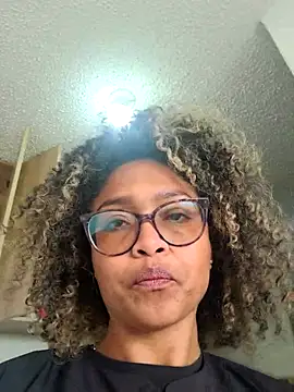 BiiancaEstradaa online show from 09.28.25