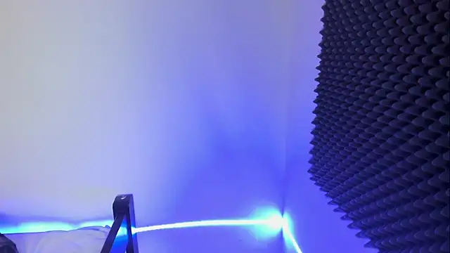 Ellope  online show from 10.07.25