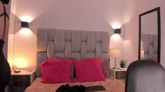 Seraphyne666 online show from 02.06.26