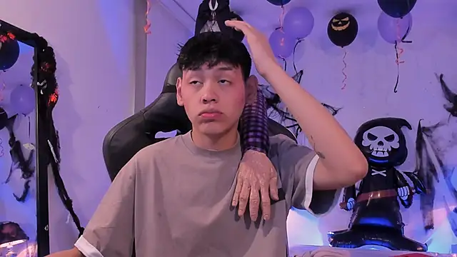 zeus blaze online show from 10.24.25