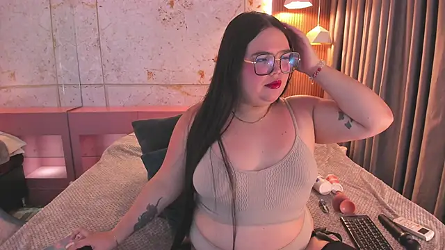 Lushi Love online show from 01.19.26