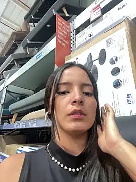 Mia jhoonson online show from 03.01.26