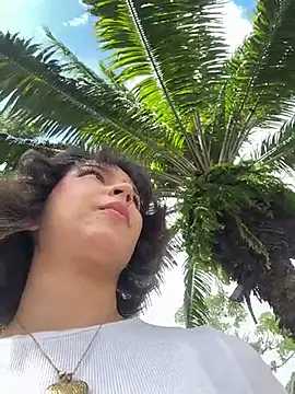 Adry Bach  online show from 09.29.25