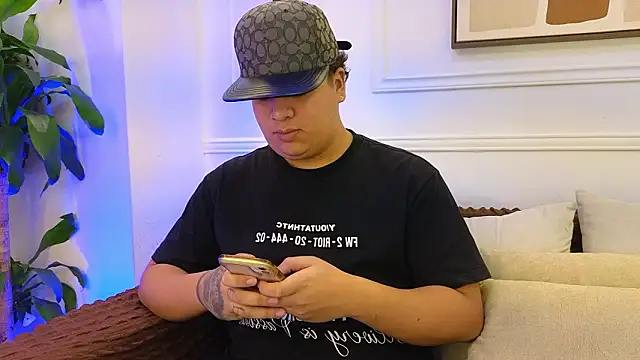 Naim Bennetsex online show from 03.27.26