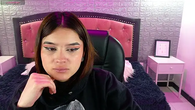 Natalie loffreda online show from 09.10.25