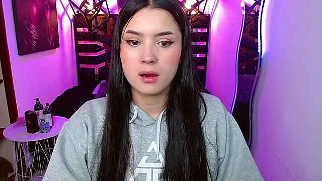 Natalie loffreda online show from 06.03.26