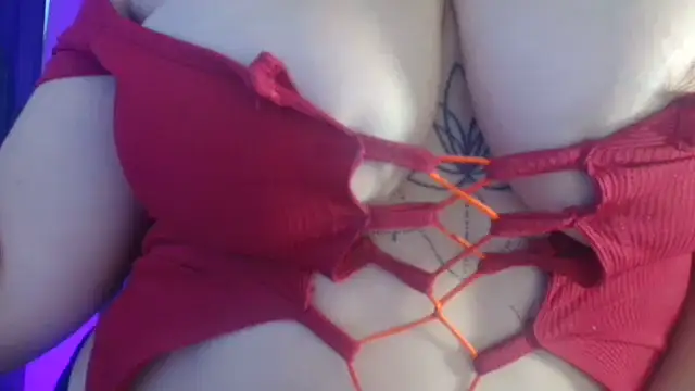 Snapshot of isa__crazy__ chatting on 10.21.25 isa  crazy   online show from 10.21.25