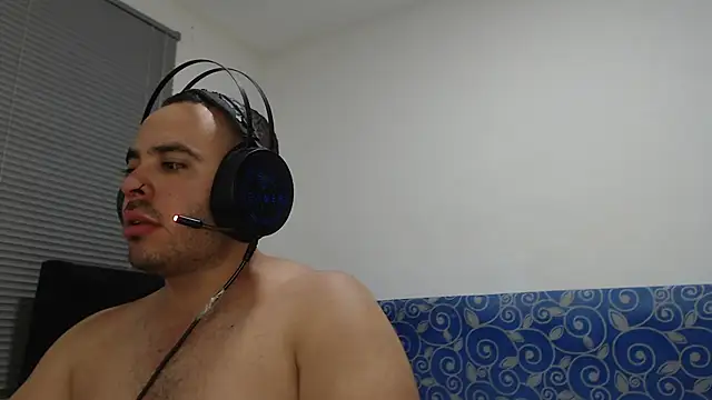 Snapshot of Ana_ThiagoxX chatting on 02.03.26 Ana ThiagoxX online show from 02.03.26