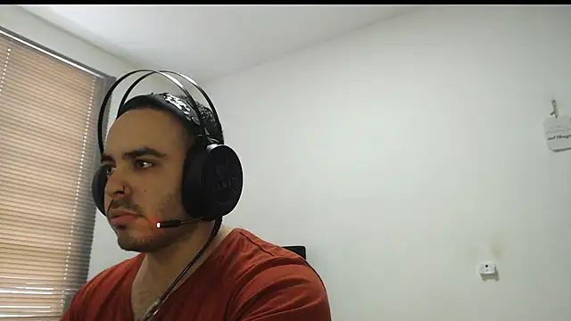 Snapshot of Ana_ThiagoxX chatting on 02.10.26 Ana ThiagoxX online show from 02.10.26