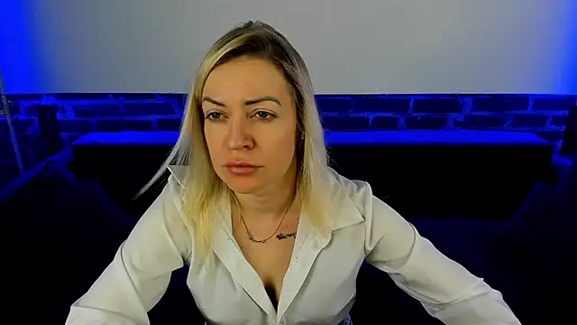 Anna Snows online show from 10.23.25