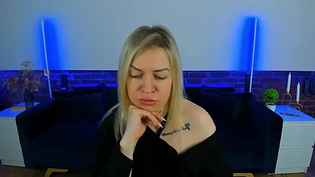 Anna Snows online show from 10.26.25