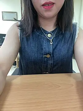 Snapshot of -NhaKy22 chatting on 04.03.26 -NhaKy22 online show from 04.03.26