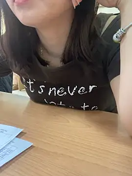 Snapshot of -NhaKy22 chatting on 04.07.26 -NhaKy22 online show from 04.07.26