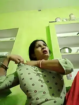 Snapshot of Hot-piuy chatting on 09.16.25 Hot-piuy online show from 09.16.25