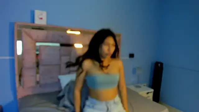 LICKY LOV online show from 09.12.25