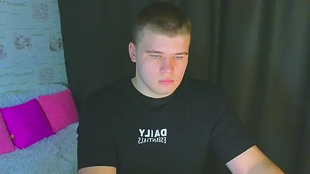 kittenmurr online show from 09.30.25