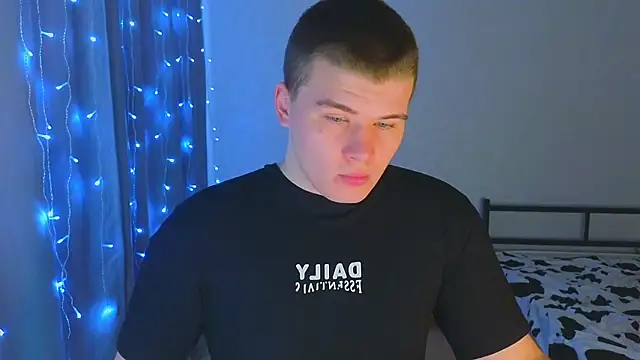 kittenmurr online show from 11.27.25